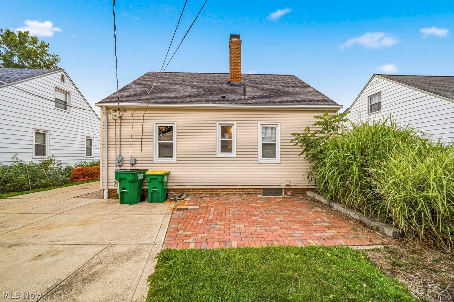 282 E 330th Street Willowick OH 44095