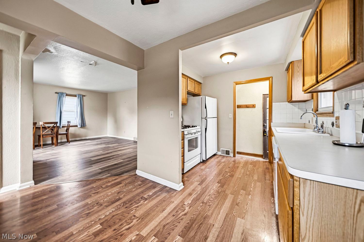 282 E 330th Street Willowick OH 44095