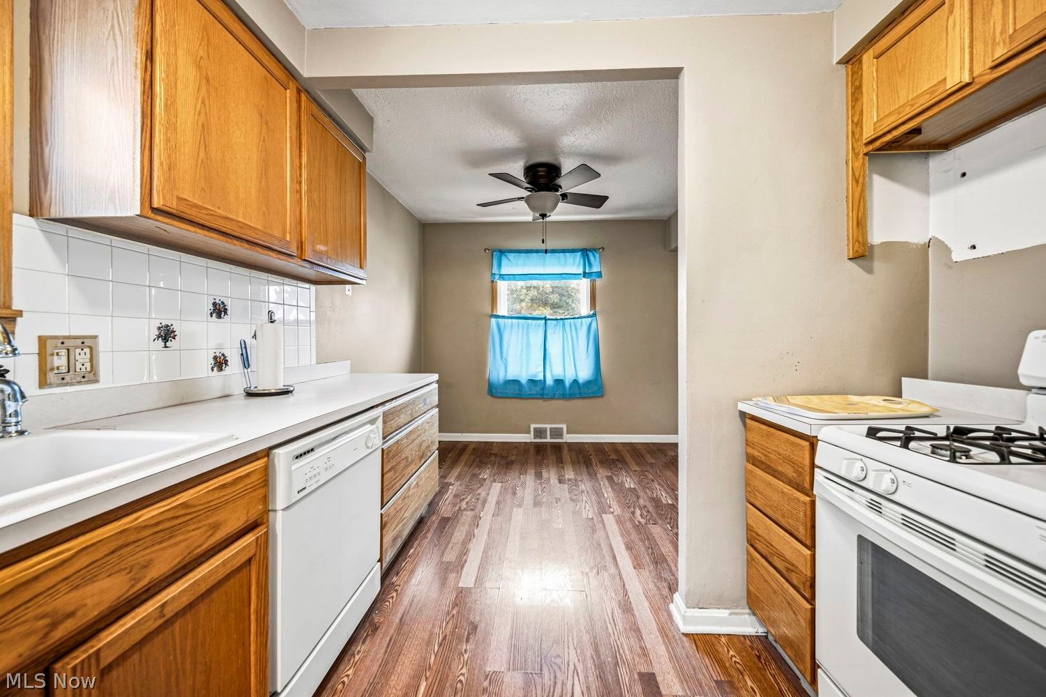 282 E 330th Street Willowick OH 44095