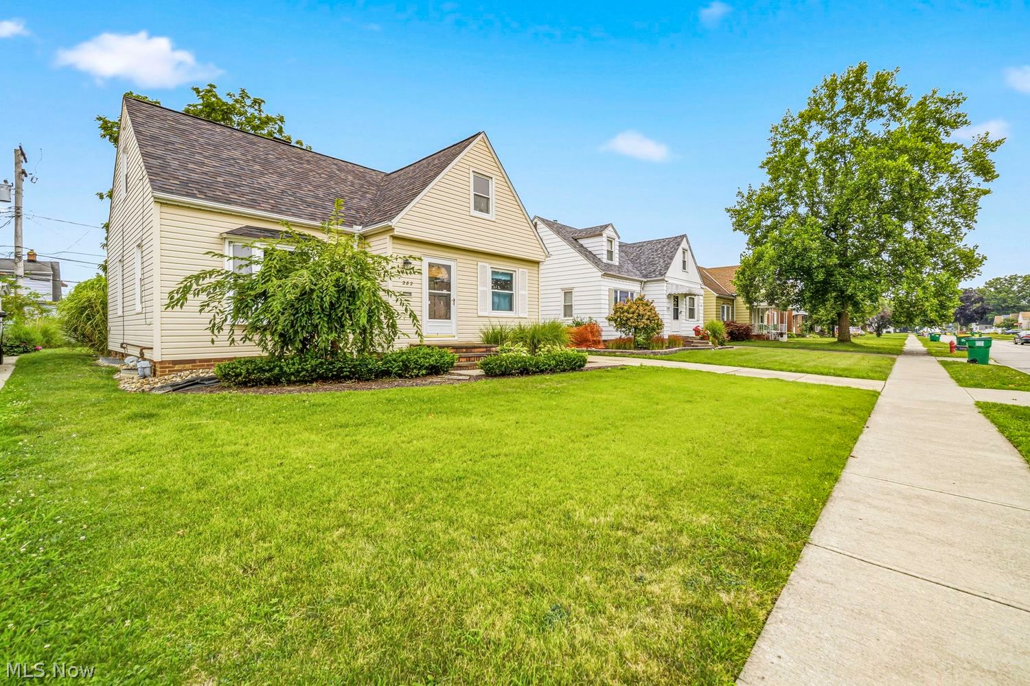 282 E 330th Street Willowick OH 44095