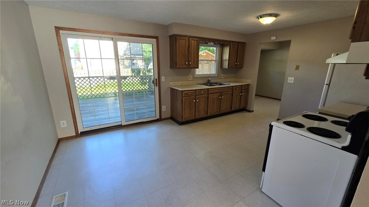 871 Shadowrow Avenue Willoughby OH 44094