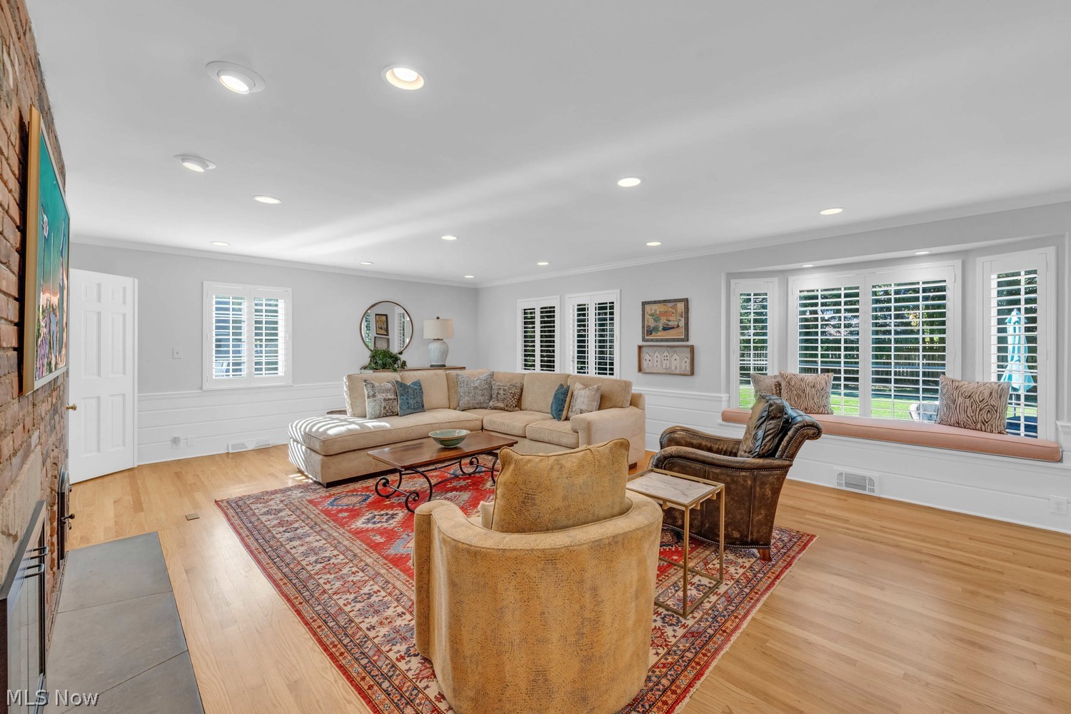 42 Collver Road Rocky River OH 44116