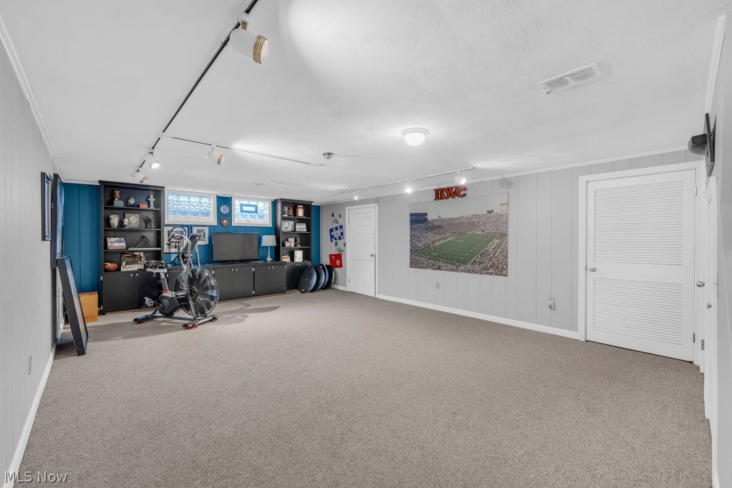 42 Collver Road Rocky River OH 44116