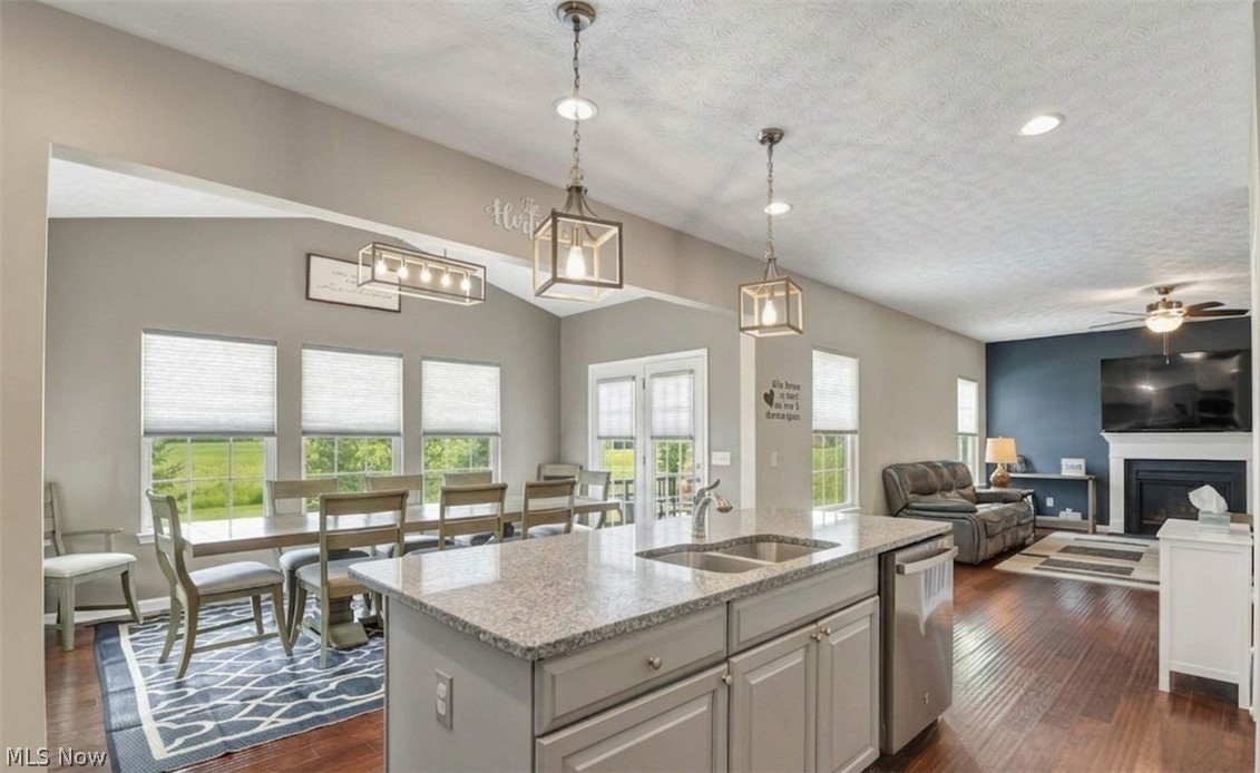 6530 Wisteria Lane Medina OH 44256
