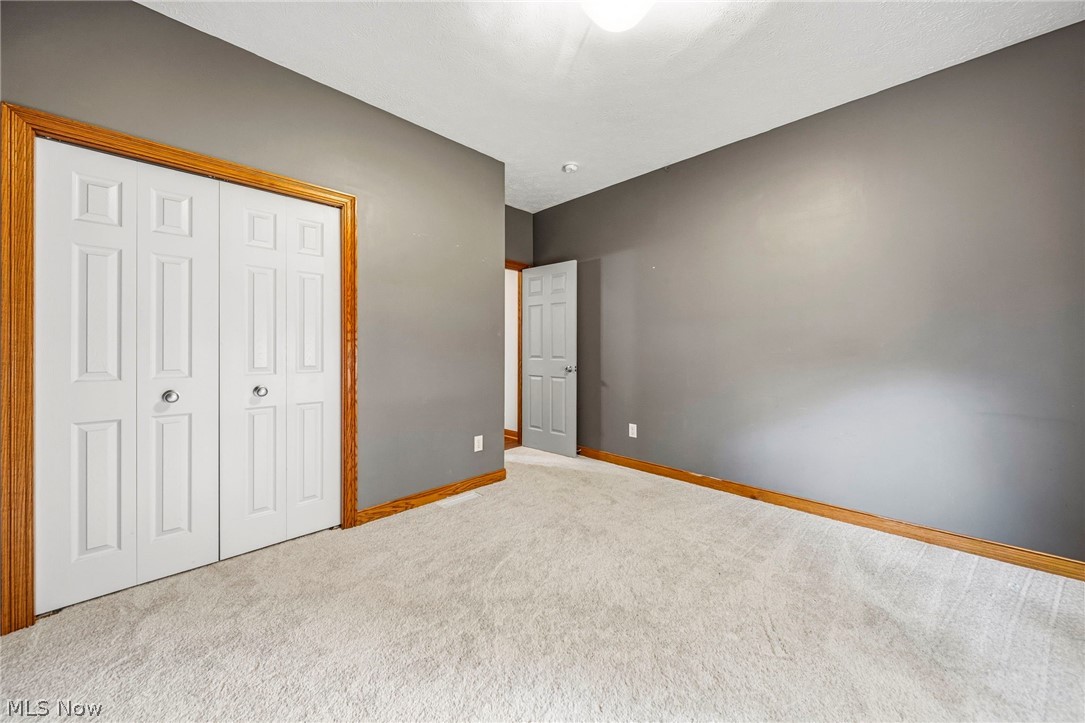 1587 Clipper Cove Painesville OH 44077