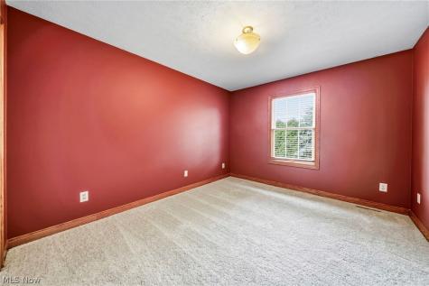 1587 Clipper Cove Painesville OH 44077