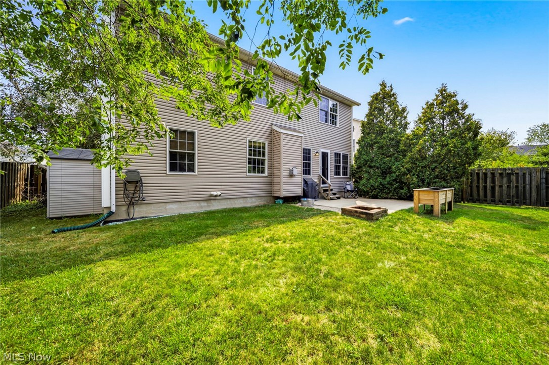 1587 Clipper Cove Painesville OH 44077