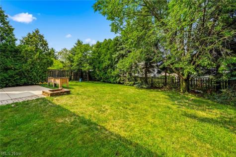 1587 Clipper Cove Painesville OH 44077