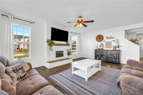 345 Woodside Lane Tallmadge OH 44278
