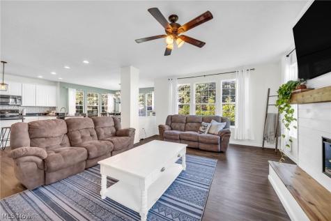 345 Woodside Lane Tallmadge OH 44278