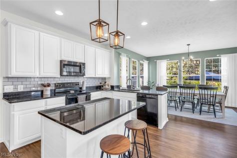 345 Woodside Lane Tallmadge OH 44278