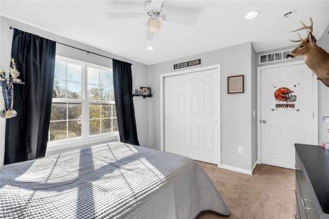 345 Woodside Lane Tallmadge OH 44278