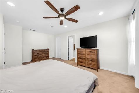 345 Woodside Lane Tallmadge OH 44278