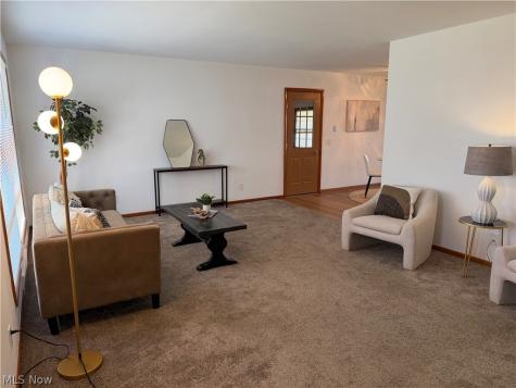 241 Lake Avenue NE Massillon OH 44646