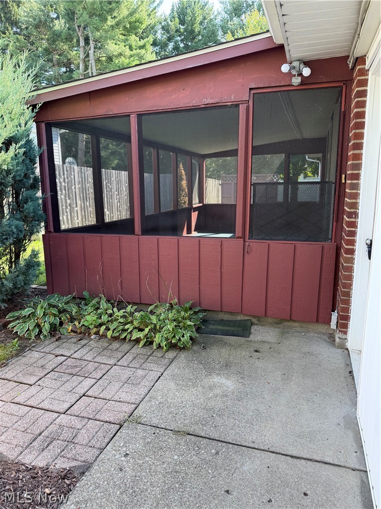 241 Lake Avenue NE Massillon OH 44646
