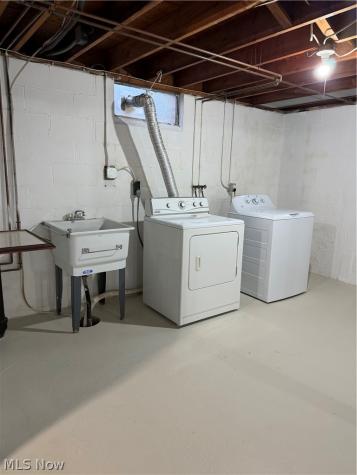 241 Lake Avenue NE Massillon OH 44646