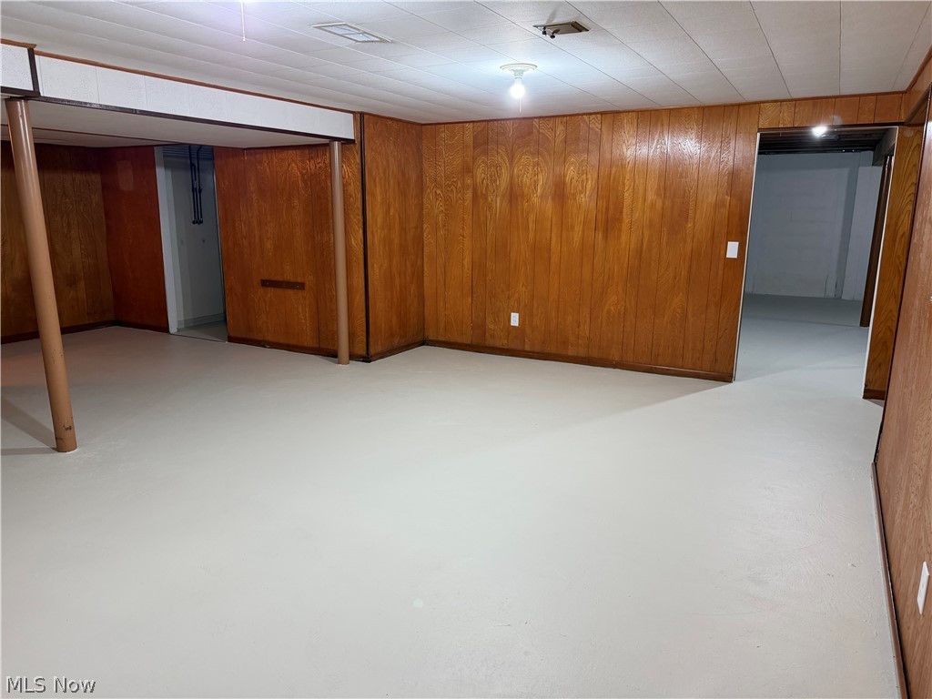 241 Lake Avenue NE Massillon OH 44646