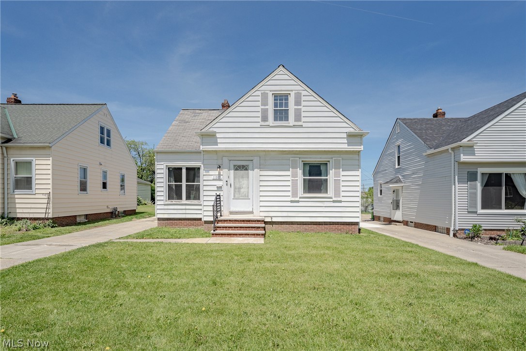 11007 Wallingford Avenue Garfield Heights OH 44125
