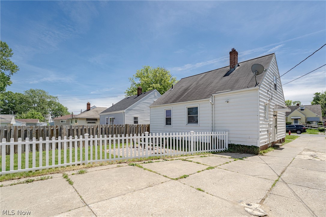 11007 Wallingford Avenue Garfield Heights OH 44125
