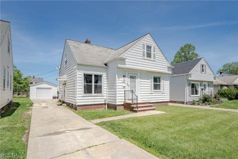 11007 Wallingford Avenue Garfield Heights OH 44125