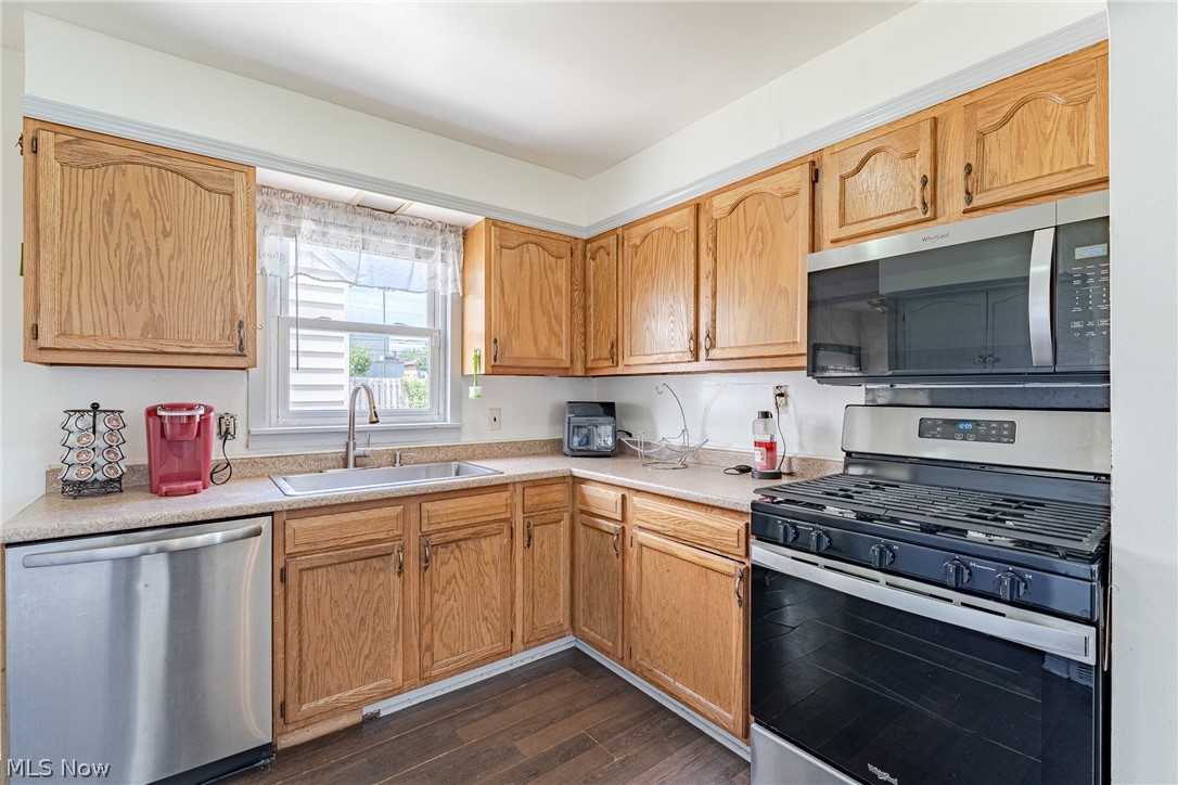 11007 Wallingford Avenue Garfield Heights OH 44125