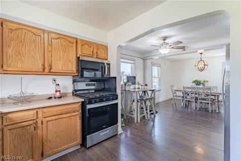 11007 Wallingford Avenue Garfield Heights OH 44125