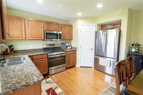 592 Eastglen Circle Tallmadge OH 44278