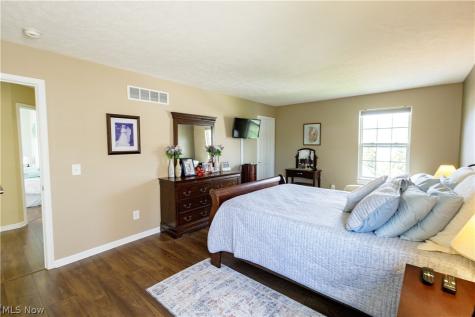 592 Eastglen Circle Tallmadge OH 44278