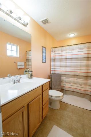 592 Eastglen Circle Tallmadge OH 44278