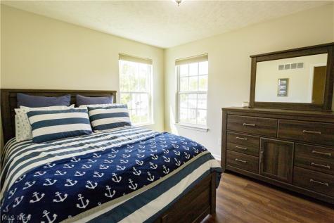 592 Eastglen Circle Tallmadge OH 44278