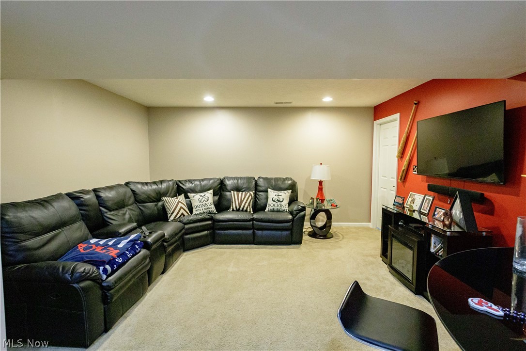 592 Eastglen Circle Tallmadge OH 44278