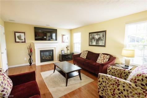 592 Eastglen Circle Tallmadge OH 44278