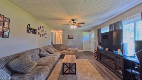 4761 Waterloo Road Atwater OH 44201