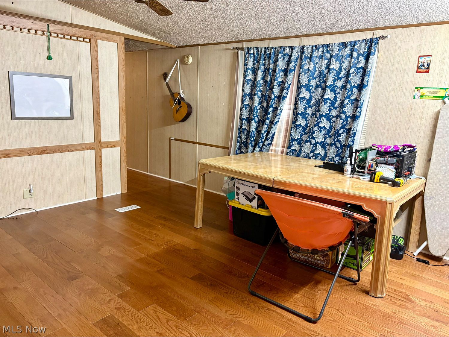 102 Tulip Lane Mentor OH 44060