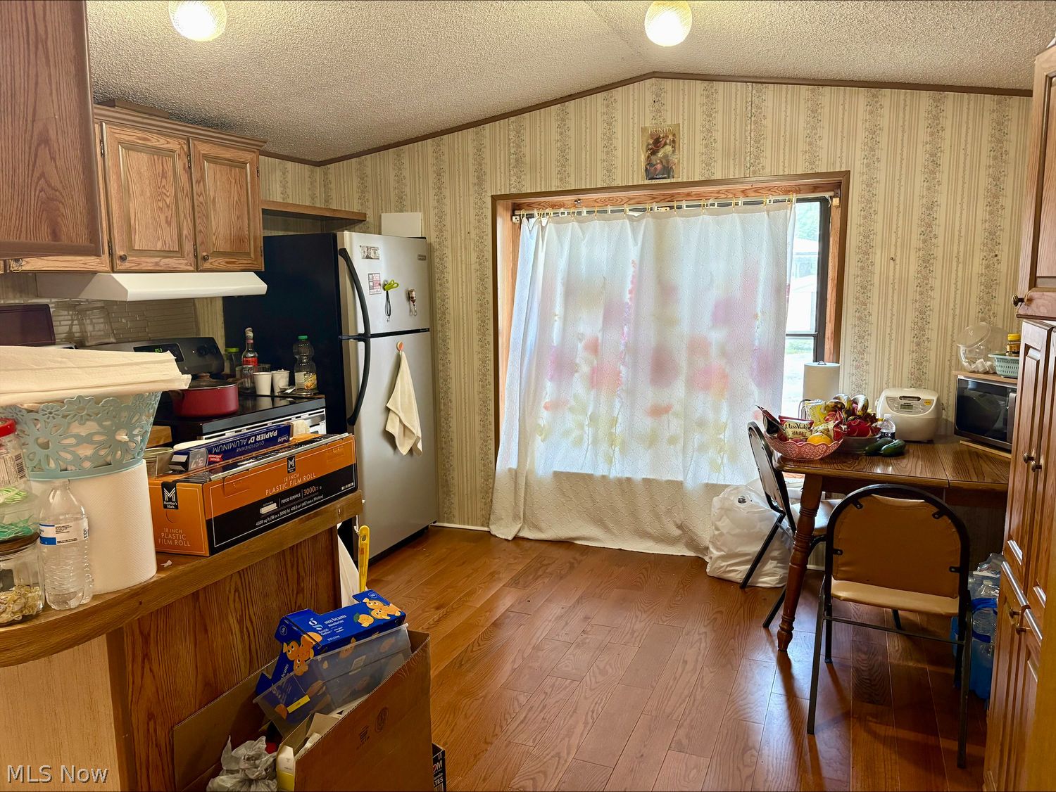 102 Tulip Lane Mentor OH 44060