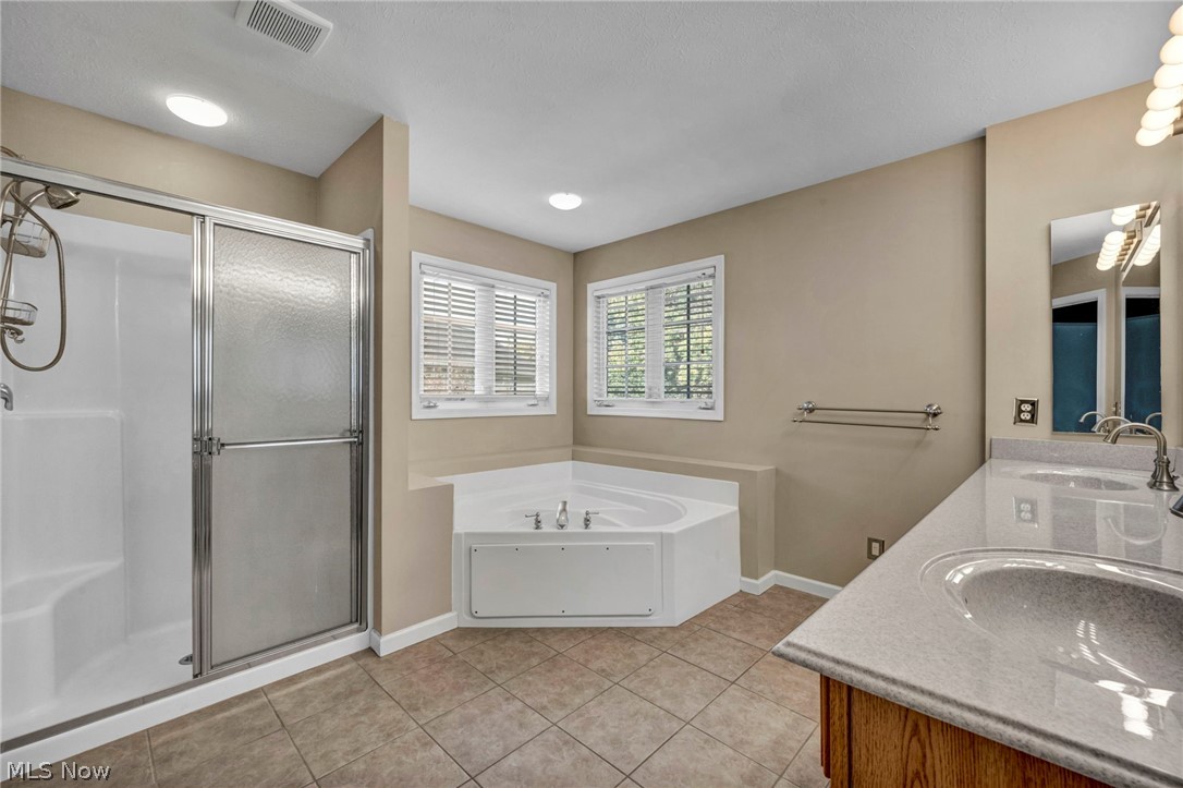 2983 Clearbrook Drive Avon OH 44011