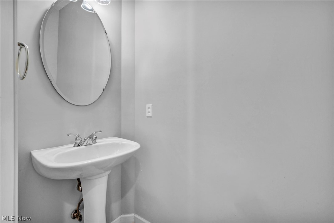 2983 Clearbrook Drive Avon OH 44011