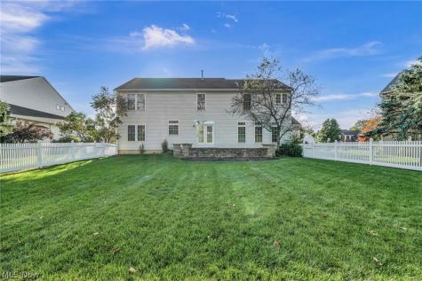 2983 Clearbrook Drive Avon OH 44011