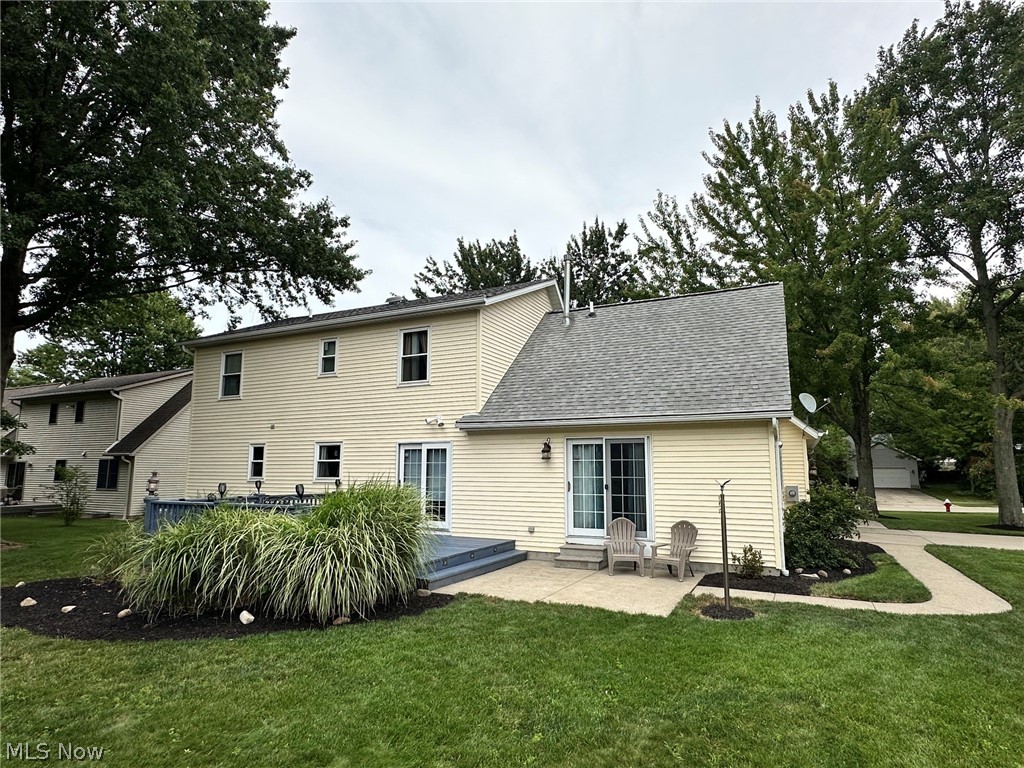 2462 Candlewood Drive Avon OH 44011