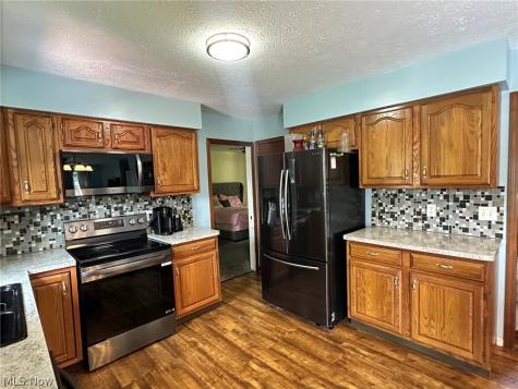 2462 Candlewood Drive Avon OH 44011