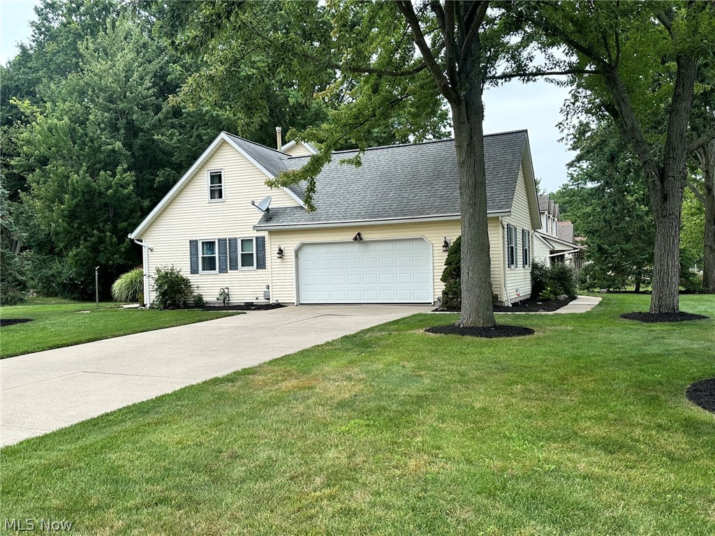 2462 Candlewood Drive Avon OH 44011