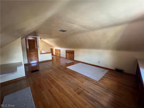 2823 Noel Drive Youngstown OH 44509