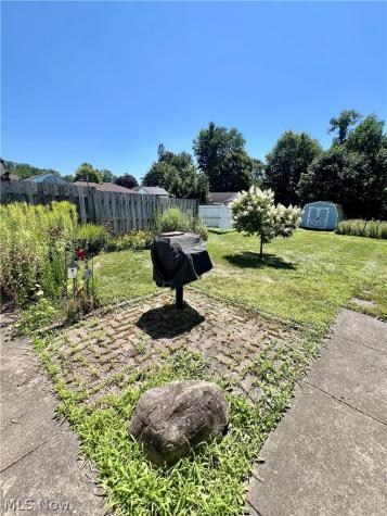 2823 Noel Drive Youngstown OH 44509