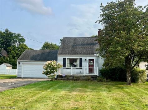 2823 Noel Drive Youngstown OH 44509