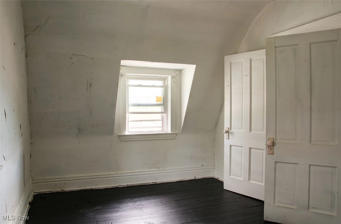 78 Sexton Street Struthers OH 44471