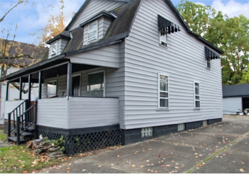 78 Sexton Street Struthers OH 44471