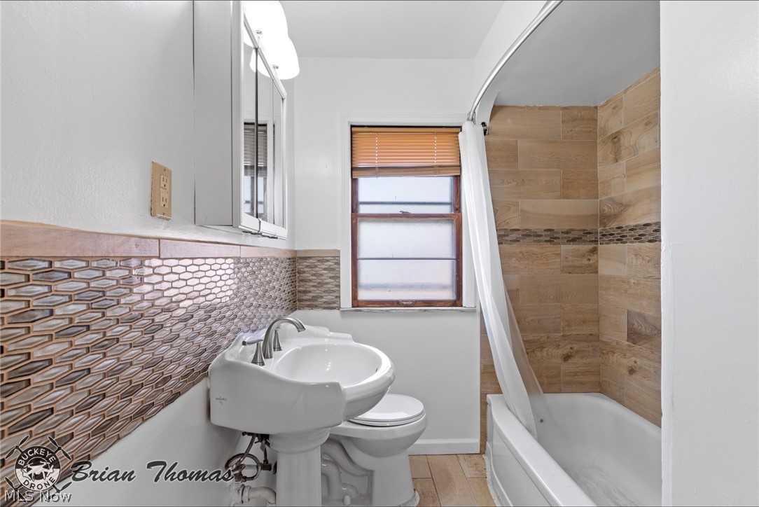 14357 Turney Road Maple Heights OH 44137