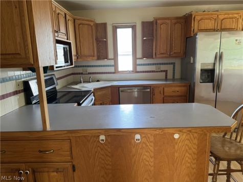 1505 Oneida Avenue Cuyahoga Falls OH 44221