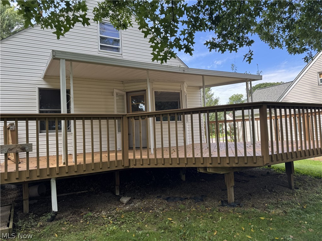 1505 Oneida Avenue Cuyahoga Falls OH 44221