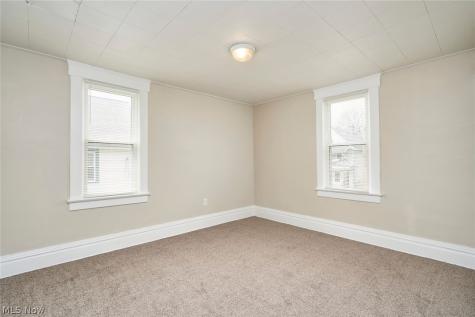 85 Mount View Avenue Akron OH 44303